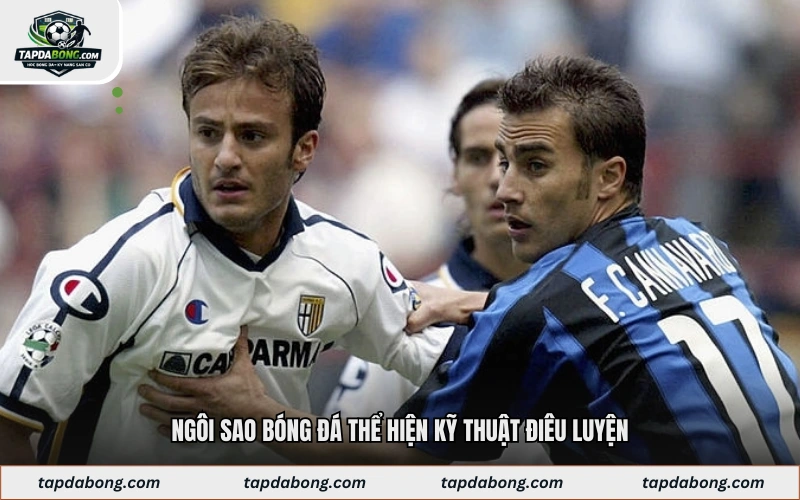 Ngôi sao bóng đá thể hiện kỹ thuật điêu luyện